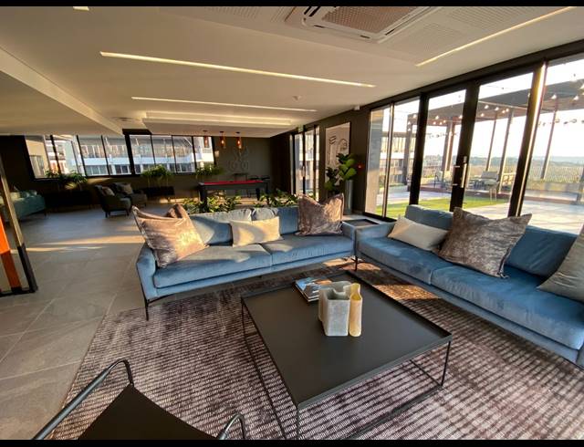 1 BEDROOM APARTMENT FOR SALE IN SANDOWN